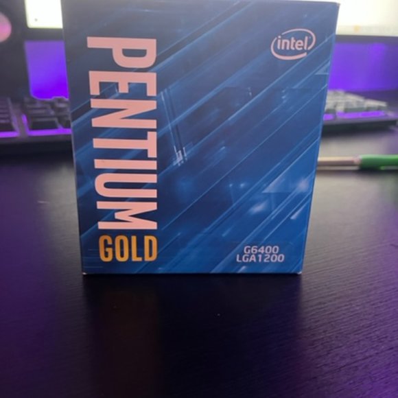 Intel Gaming CPU (CPU fan included) - Picture 1 of 3